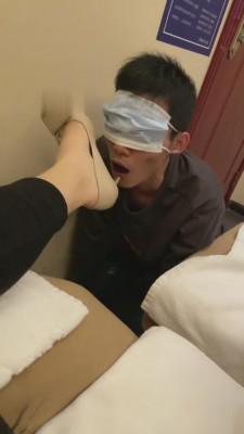 【夏天】开发沐足小妹做S bf6777