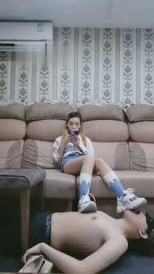 【傲柔】高跟踩乳/舔鞋/舔脚/运动鞋踩 bf6485