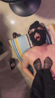 【不知名美女】37岁光头大叔狗好猥琐 bf6605