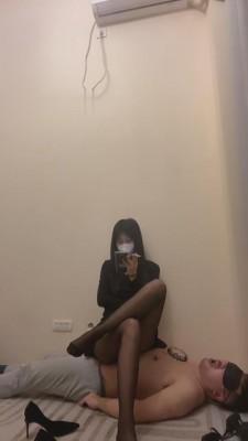 【灵猫】全体重高跟踩踏专场 bf6596