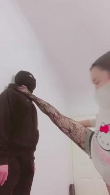 【执念】小黑屋栓狗-高跟鞋里圣水/鞭打/耳光 bf6315