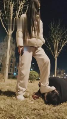 【猫神大人】户外tj暴打猥琐男 bf6317