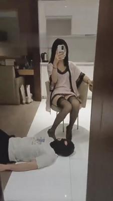 【上海糖糖老师】御姐黑丝羞辱狗 bf6302