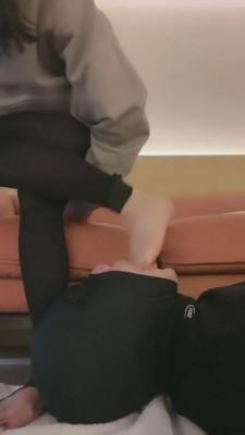 【甜依】骚东西又想主人脚了 bf6348