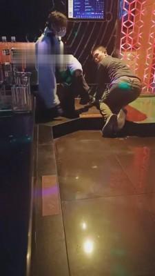 【开发素人】精神小妹KTV暴力tj bf6280