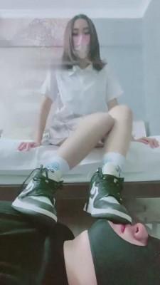 【小劳拉】AJ+JK大二学妹的晚自习 bf6437