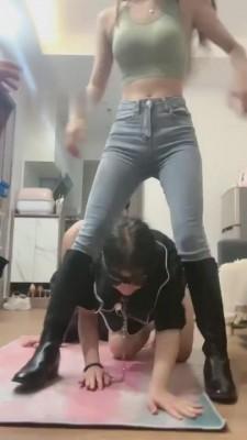 【希希子的情侣m】跨年夜来伺候双胞胎妈妈 bf6360