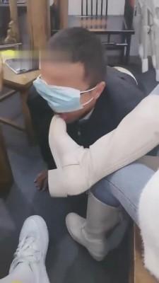 【萝莉糖糖】火锅店边吃边调狗 bf6363