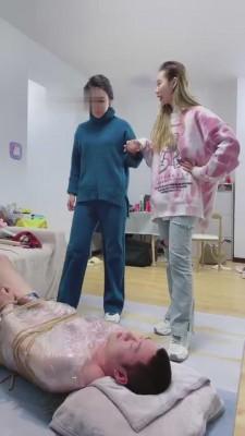 【二宝】带纯素人暴力踩头花样灵魂羞辱 bf6369