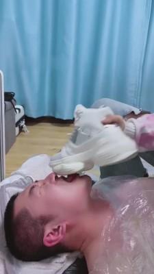 【二宝】带纯素人暴力踩头花样灵魂羞辱 bf6369