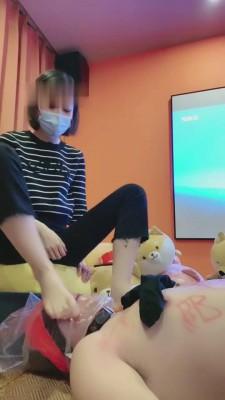 【Q月s】私人影院极度羞辱狗 bf6655