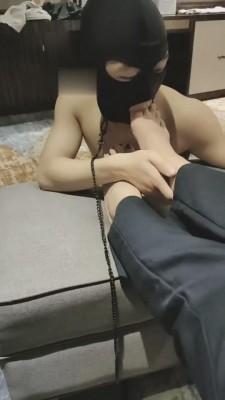 【芒果】白领的舔脚奴 bf6700