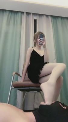 【希希子】肉丝高跟美腿的诱惑 bf6621