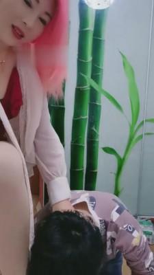 【小希女王】长靴肉丝剧情调教专场 bf6546