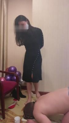 【禾末】羞辱父子狗-裸足喂食/磕头跪拜/辱全家 bf6569