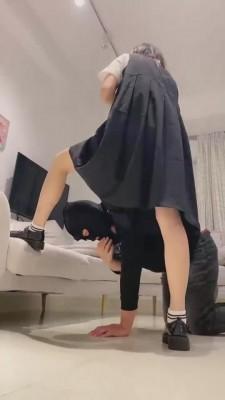 【雪莉】萝莉主调骚的不行的狗 bf6134