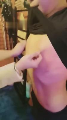 【萝莉糖糖】吃双主姨妈巾+呕吐物 bf6128