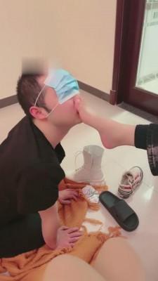 【沐清忧】男子被原配和闺蜜发现出轨后 bf5997