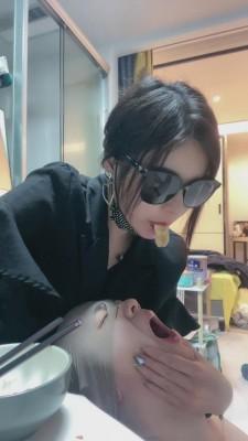 【悠悠大魔王】口水洗脸/咀嚼物/耳光 bf5931