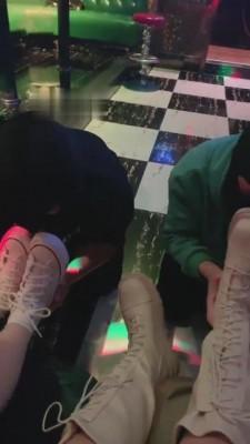 【雪莉】精彩-KTV带素人调七条狗 bf5956