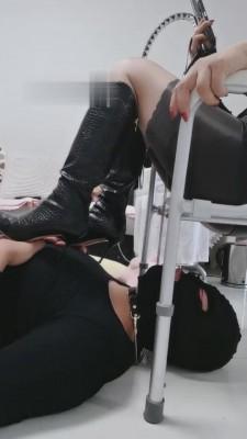 【乐爷】圈养家奴-第一天 bf5980