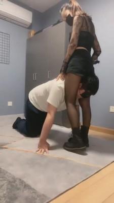 【如意】模特女神短靴黑丝诱惑调狗 bf5883