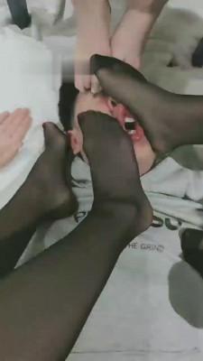 【00后南茜s】3S脚耳光/恋足踩踏 bf10126