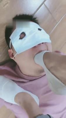 【妮蔻】运动后原味船袜强迫羞辱 bf5830