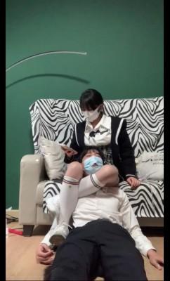 【木秋夜深了】羞辱帅气正装DK狗狗舔脚 腿绞 耳光 遛狗 骑马 bf5814