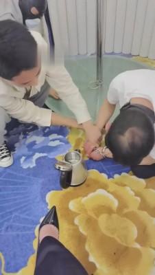 【药神】摄影师再三骚扰的下场 bf10094