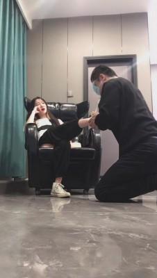 【文文小祖宗】精神小妹高帮帆布鞋首调狗奴 bf8903