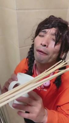 【鑫儿教头】冰火折磨骚"娘们"/强制圣水肆虐玩弄 bf8900