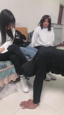 【文文小祖宗】4素人S夜跑后原味蹂躏狗 bf8979