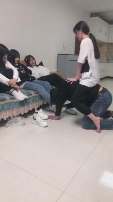 【文文小祖宗】4素人S夜跑后原味蹂躏狗 bf8979