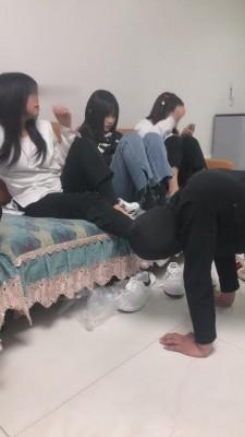 【文文小祖宗】4素人S夜跑后原味蹂躏狗 bf8979