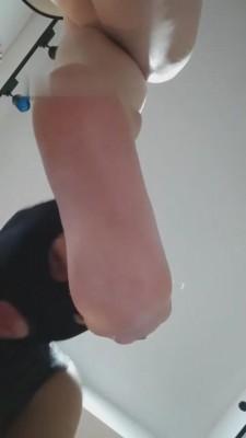 【乐爷】楼梯间调奴舔丝袜脚 bf8995