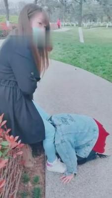 【梦幻大大】户外玩弄骚母狗 bf10260