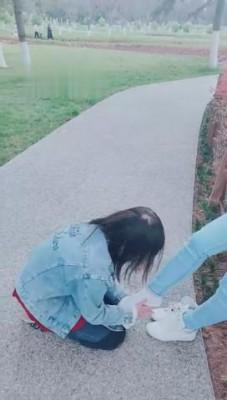 【梦幻大大】户外玩弄骚母狗 bf10260