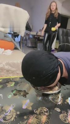 【初见】舔鞋/狗盘喂食/鞋油/圣水混合 bf10266