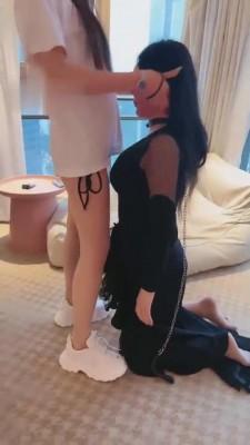 【丹祖宗】小白鞋船袜虐母狗 bf10269