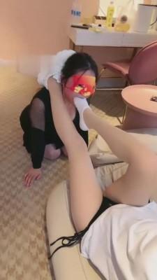 【丹祖宗】小白鞋船袜虐母狗 bf10269