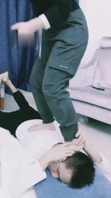 【佛山佛果】重度踩踏/喂食/踩脸/窒息/耳光 bf10277