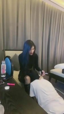 【C皇】白领黑丝恋足调 bf10302