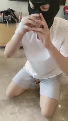 【路子宝宝】求黑丝小姐姐赏赐晨尿 bf10400