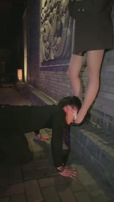 【鹿梦兮】酒吧陪酒抓路边狗溜 bf10394