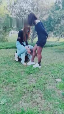 【梦幻大大】和闺蜜公园虐母狗 bf10413