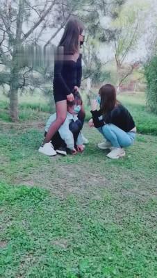 【梦幻大大】和闺蜜公园虐母狗 bf10413