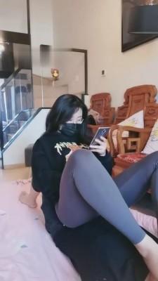 【软熊】体育生午后把贱狗当蹦床踩踏 bf10405