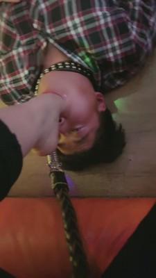 【圈内第一贱】KTV对着素人小姐姐犯贱 bf10472