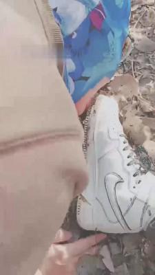 【麒麟女皇】户外抓到山贼虐成狗奴 bf10476